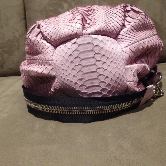 SANG A MINI POP BAG IN LAVENDER PYTHON RARE! MINT! - Picture 4 of 8